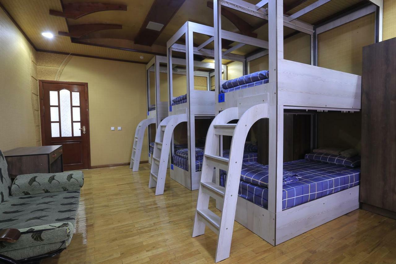 Yellow Hostel Dushanbe Exterior photo