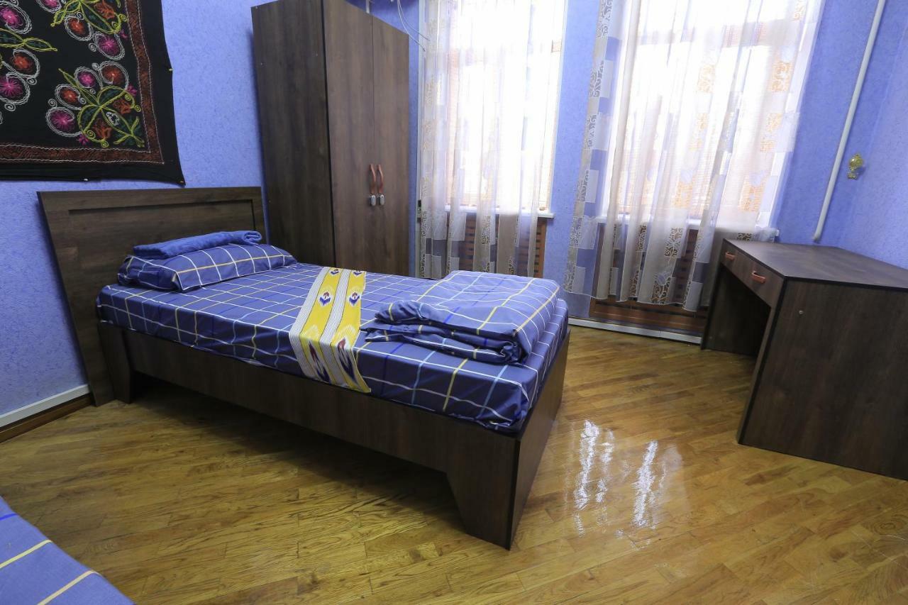 Yellow Hostel Dushanbe Exterior photo